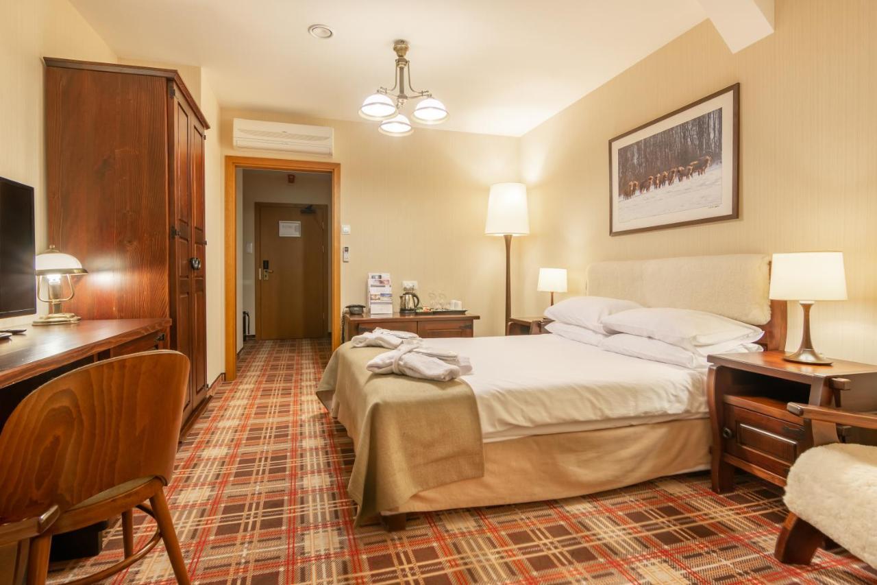 Hotel อาร์วามูฟ ภายนอก รูปภาพ